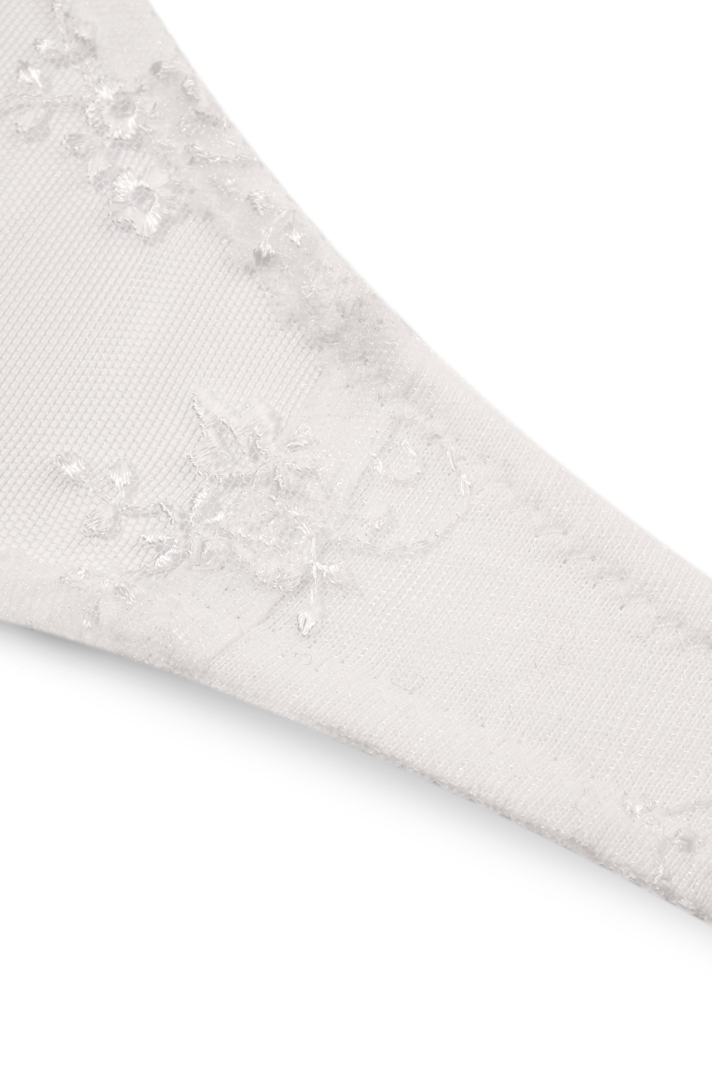 String CATHY fleurette blanc