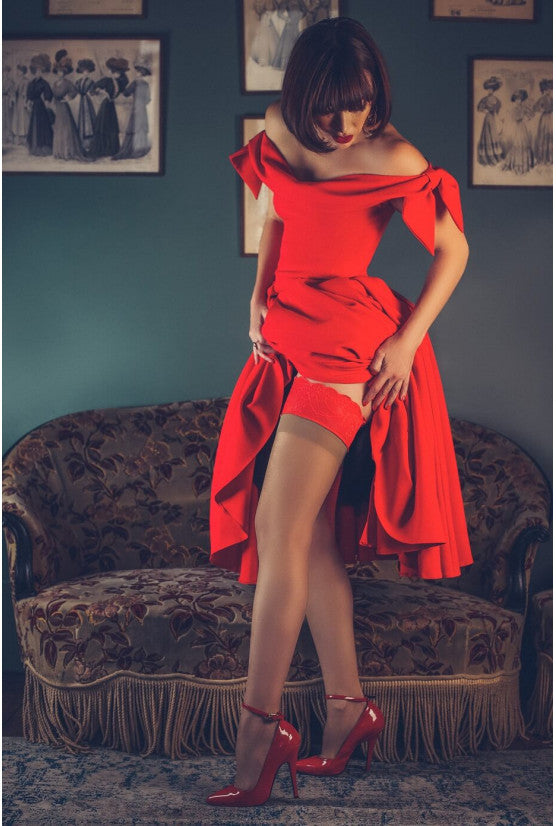 Bas Cervin autofixant chair à dentelle rouge DIVINE