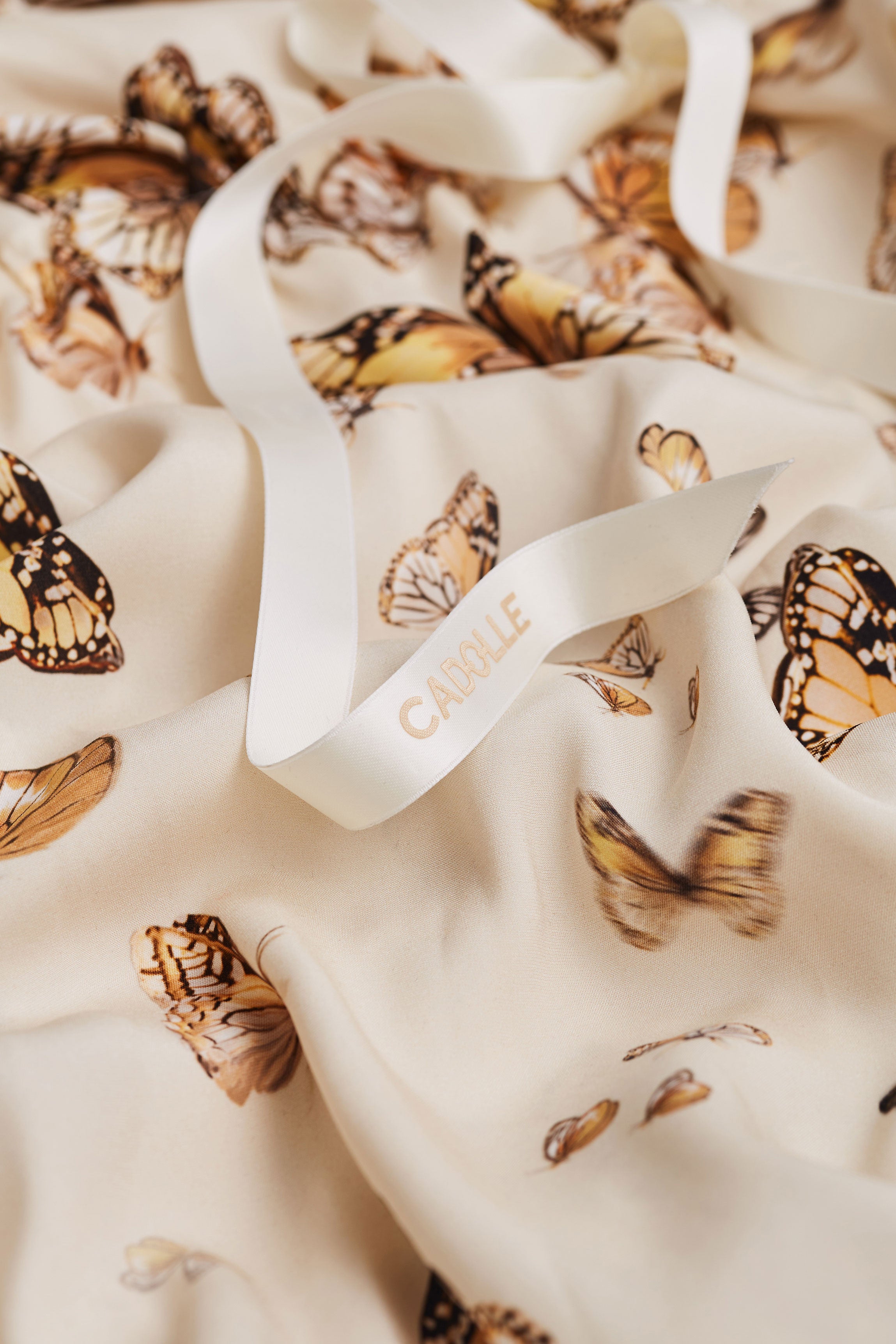 Caftan soie papillon