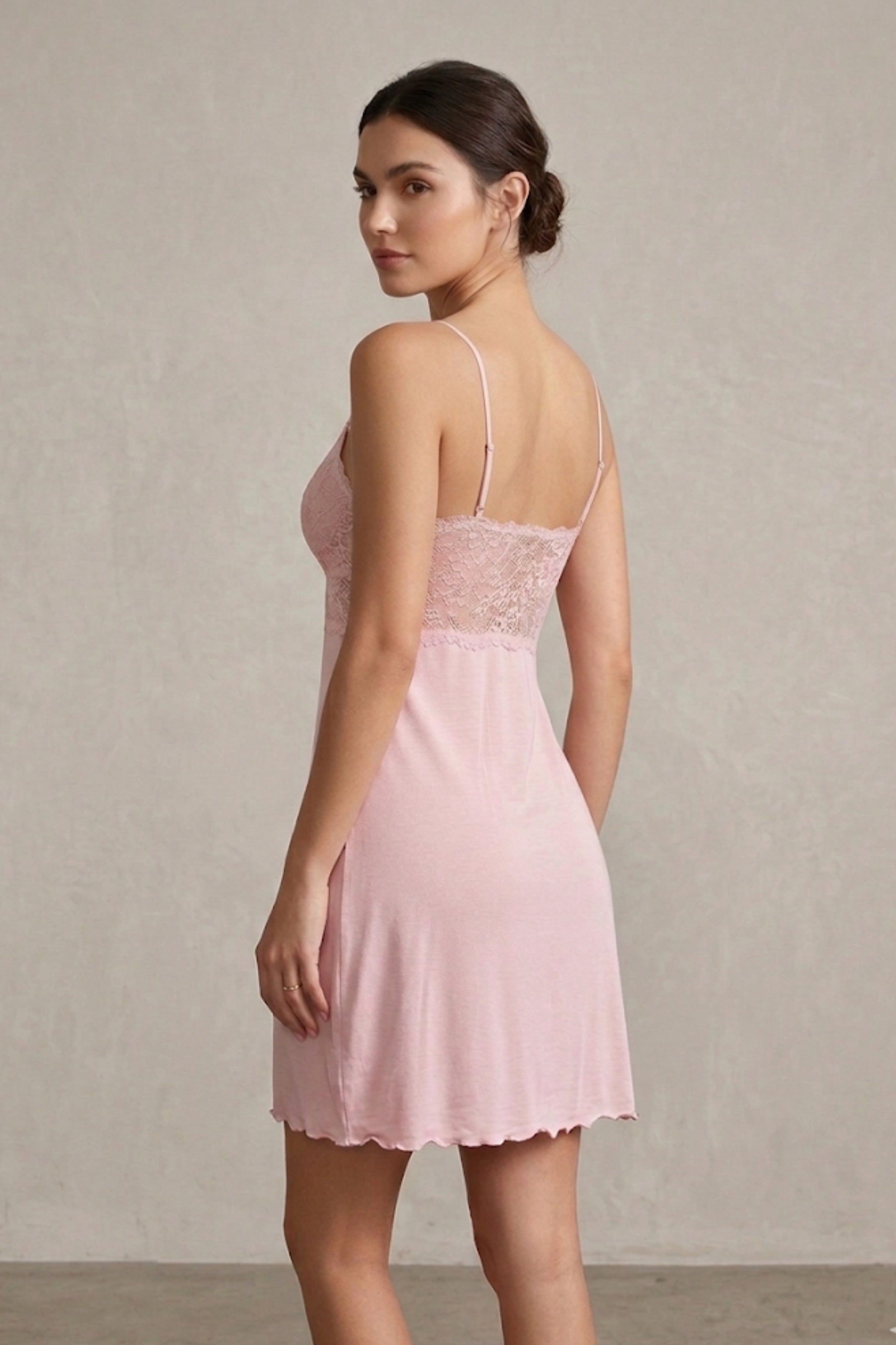 Nuisette modal et dentelle rose